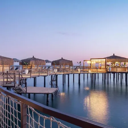 Blue Marlin Deluxe & Hotel Konaklı