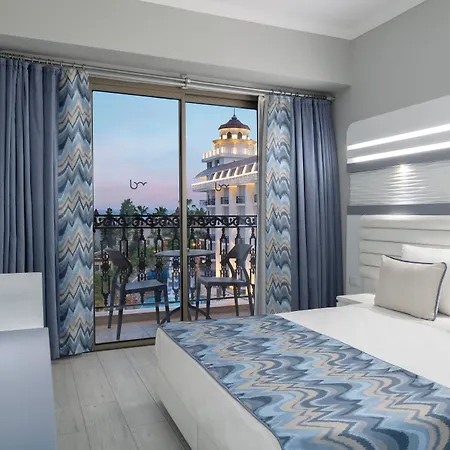 Hotel Blue Marlin Deluxe & Konaklı
