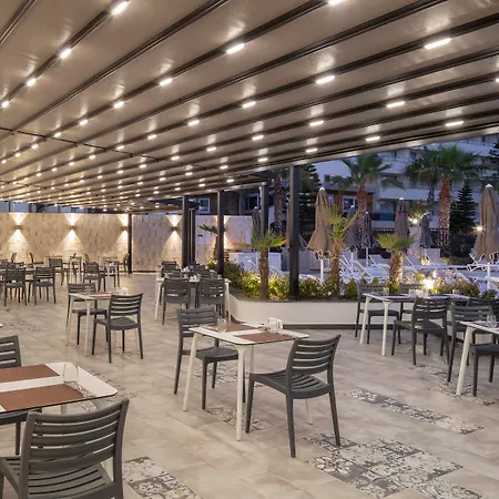 Blue Marlin Deluxe & 5*