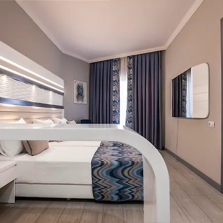 Otel Blue Marlın Deluxe Spa&resort 5*