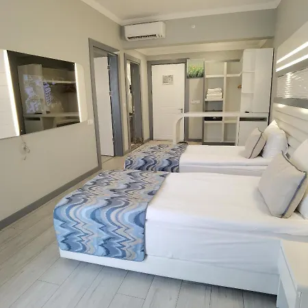 Otel Blue Marlın Deluxe Spa&resort Konaklı