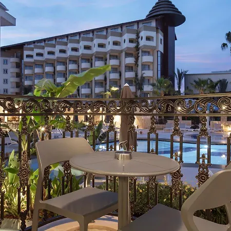 Blue Marlın Deluxe Spa&resort Konaklı