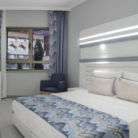 Blue Marlin Deluxe & Hotel 5*